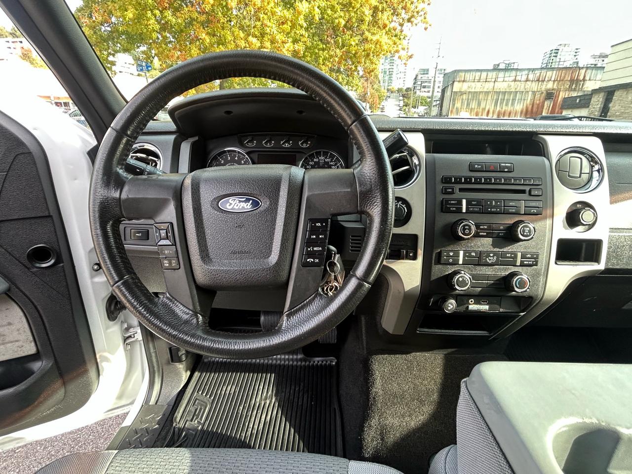 2011 Ford F-150 XLT - Photo #11