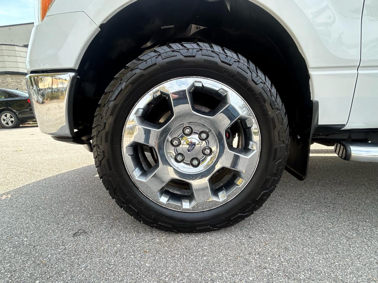 2011 Ford F-150 XLT - Photo #12
