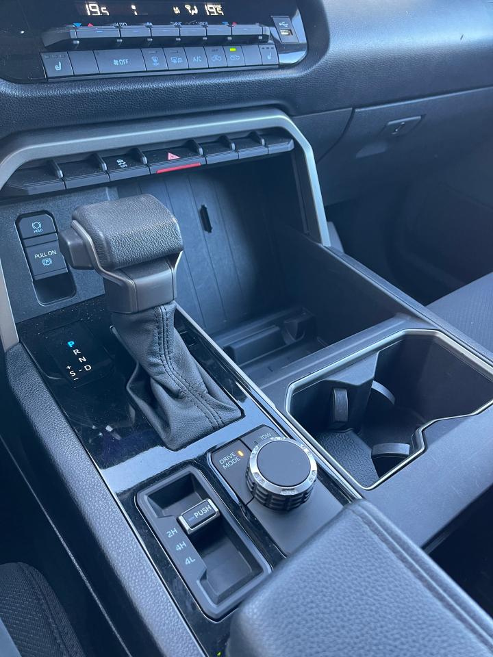 2023 Toyota Tundra SR5 Photo