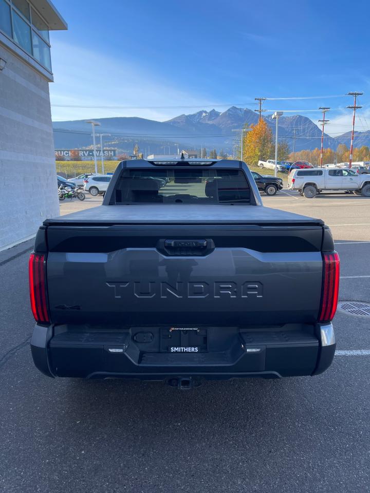 2023 Toyota Tundra SR5 Photo