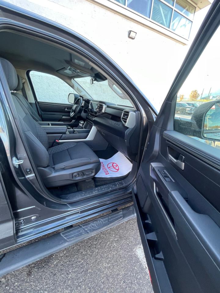 2023 Toyota Tundra SR5 Photo