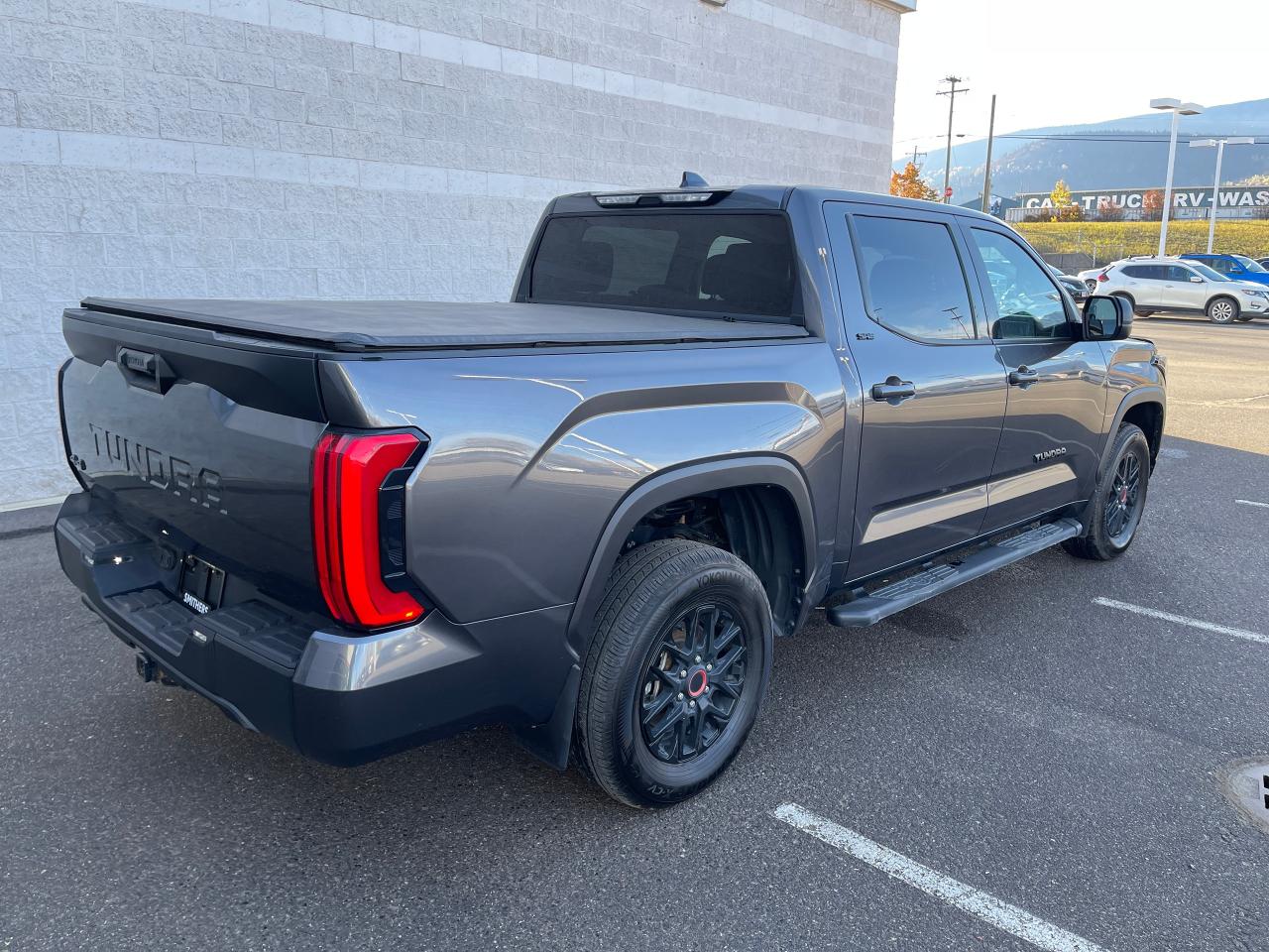 2023 Toyota Tundra SR5 Photo