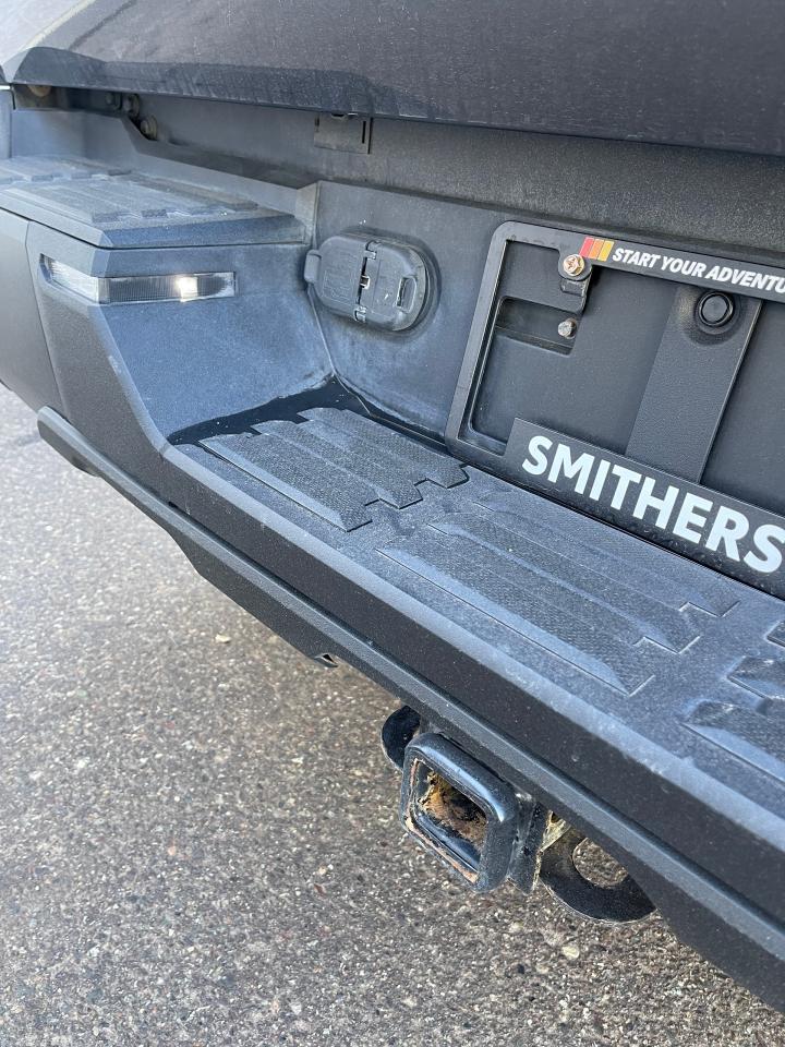 2023 Toyota Tundra SR5 Photo