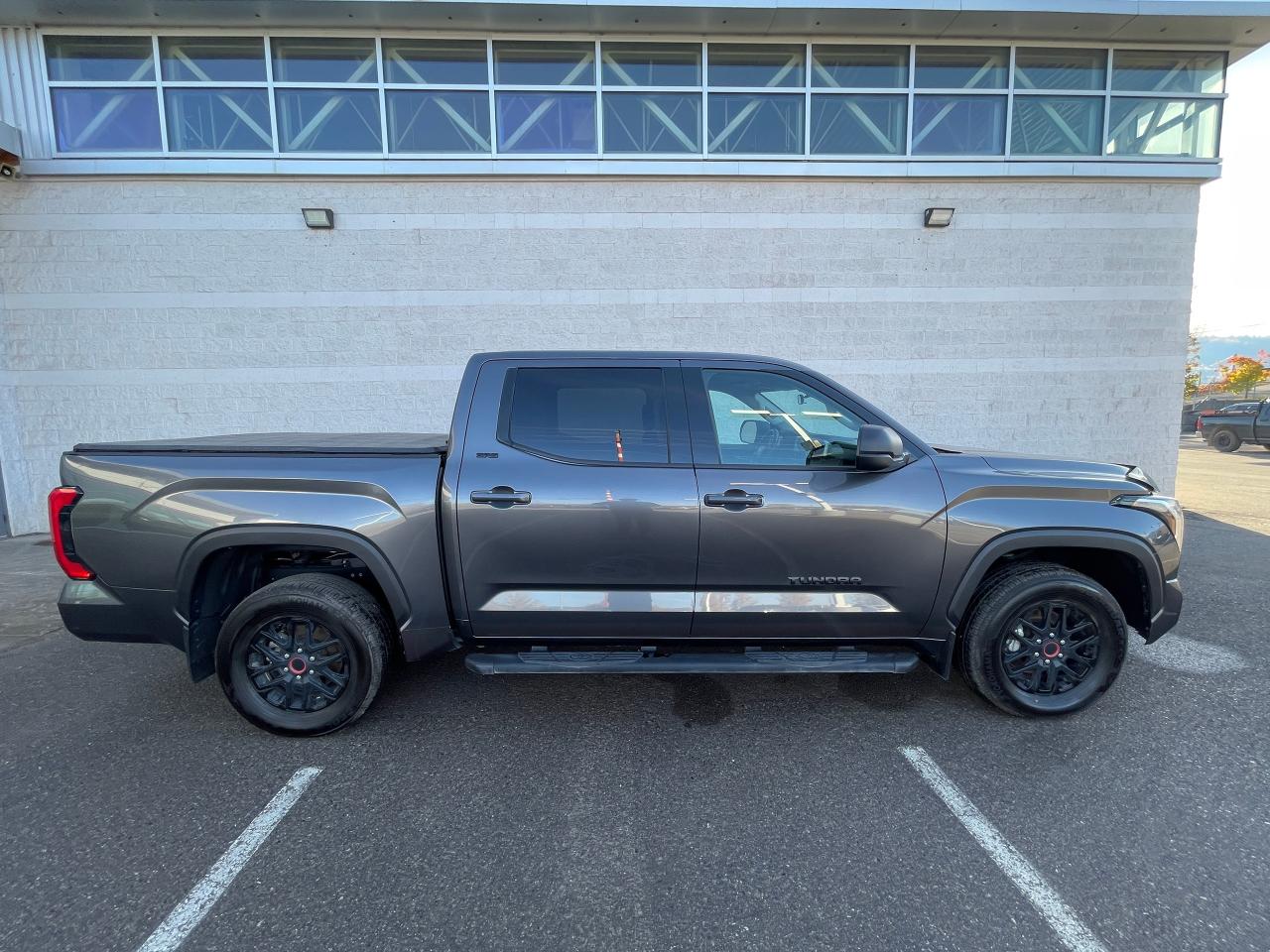 2023 Toyota Tundra SR5 Photo