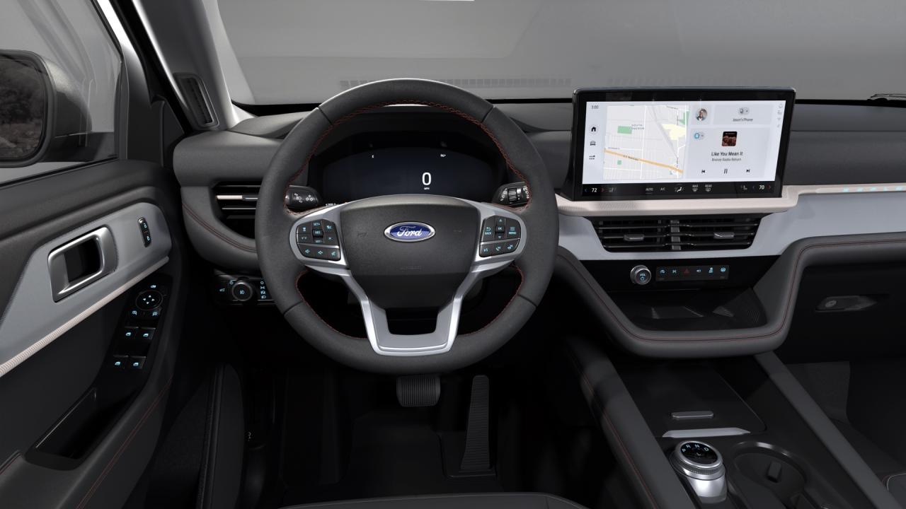 2025 Ford Explorer Active Photo5