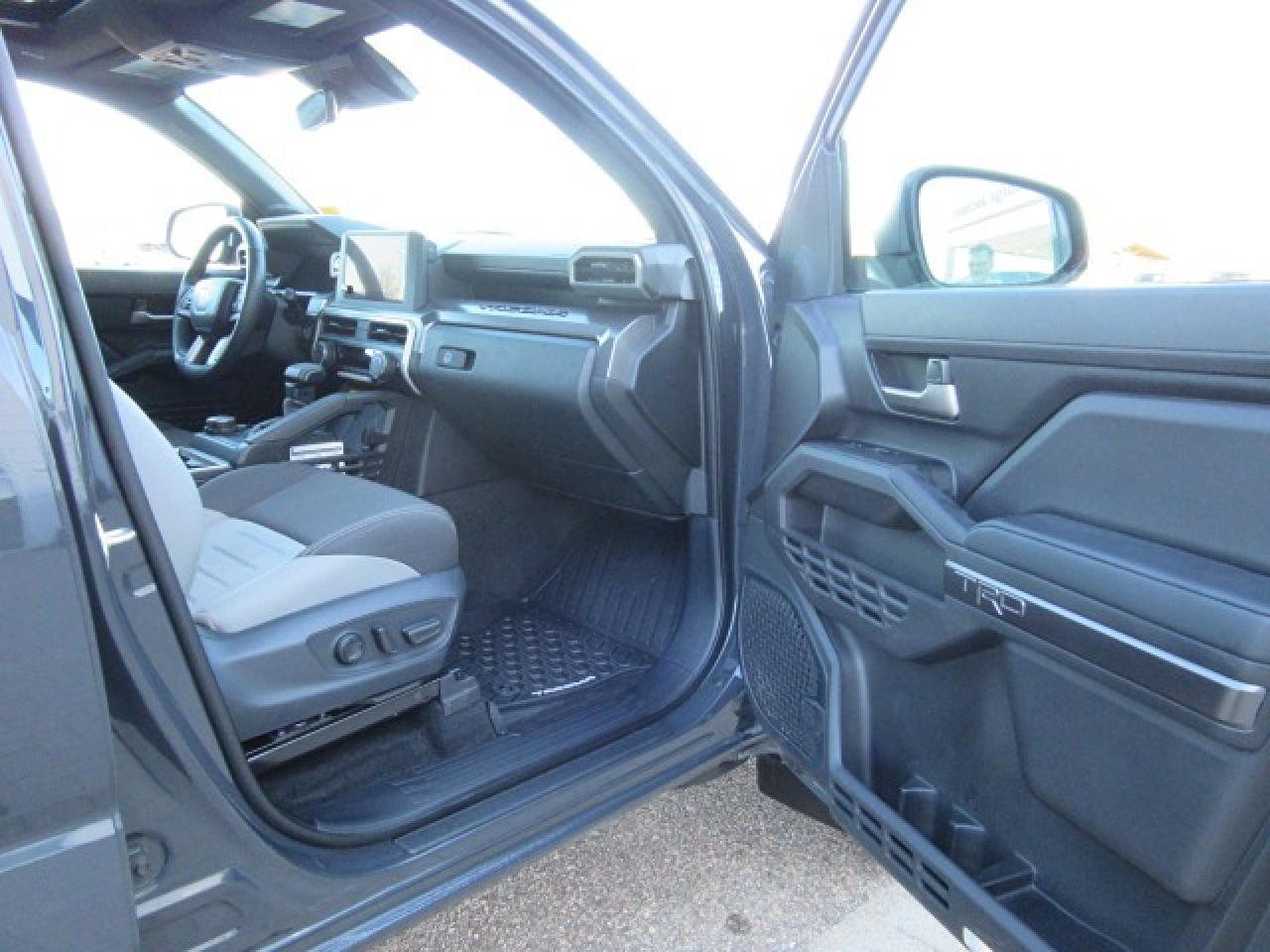 2024 Toyota Tacoma BASE TRD Sport+ Photo