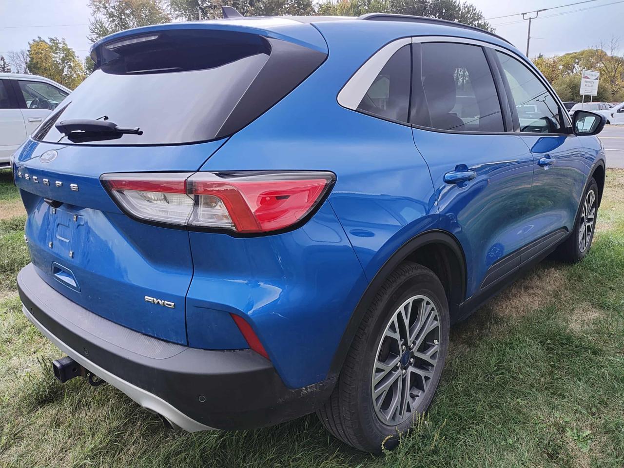 2020 Ford Escape SEL Photo