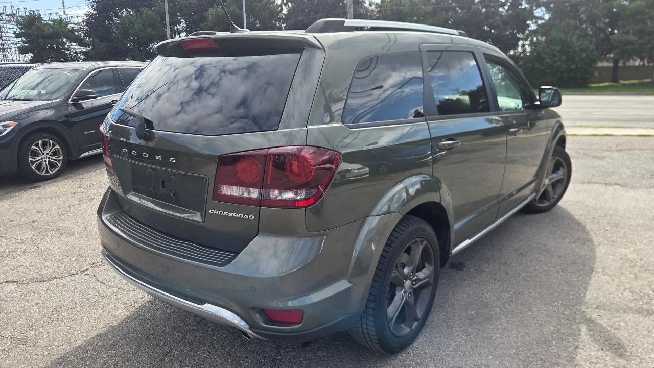 2016 Dodge Journey AWD 4dr Crossroad Plus - Photo #4