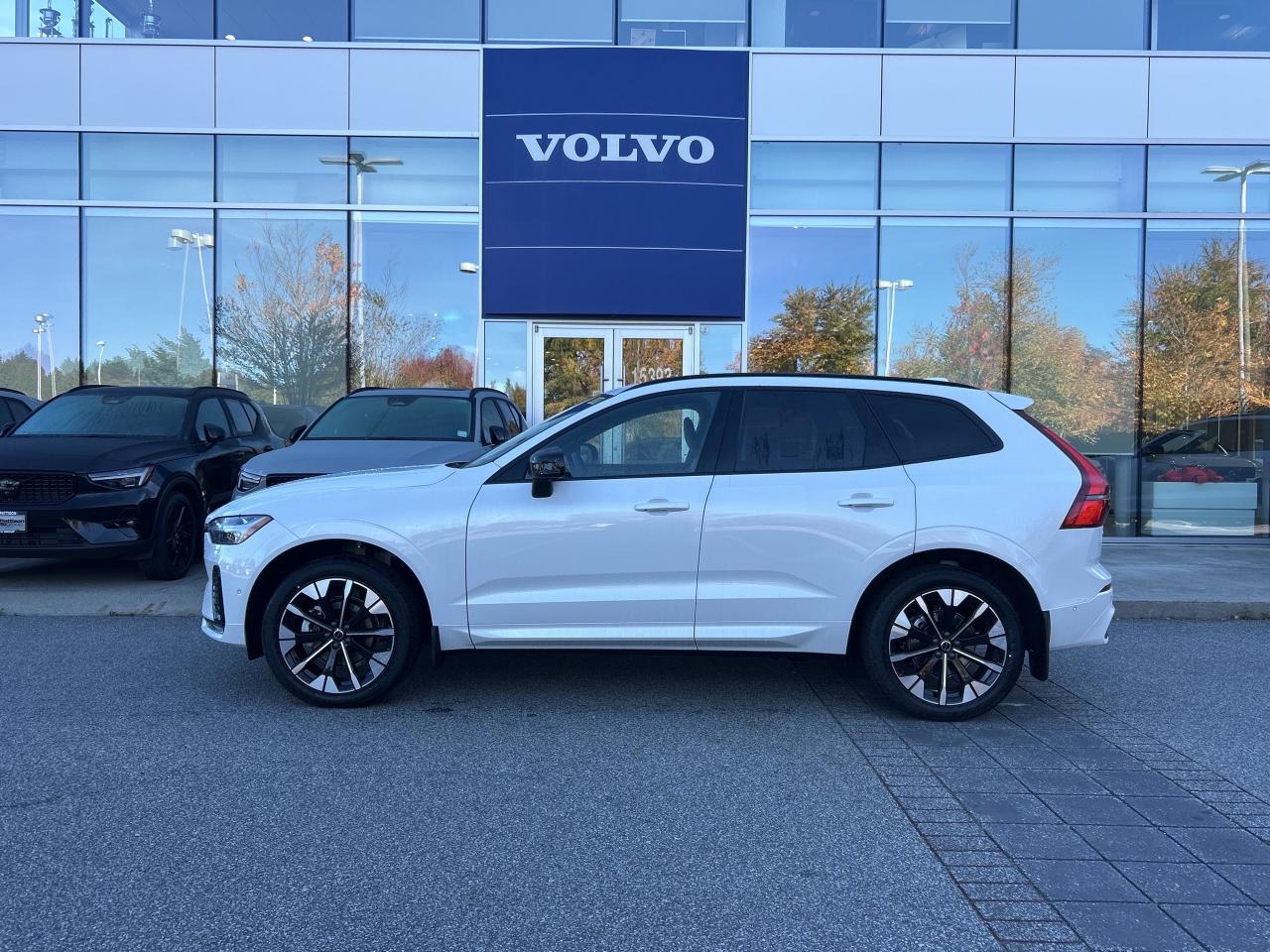 New 2026 Volvo XC60 B5 AWD Plus Dark Theme for sale in Surrey, BC