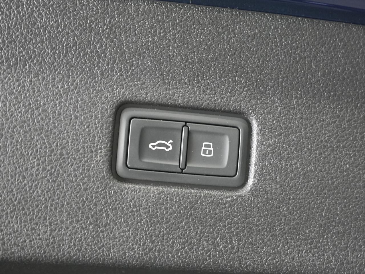 2022 Audi Q8 Progressiv/PANO/360CAM/B&O/21 IN RIM/NO ACCIDENTS Photo