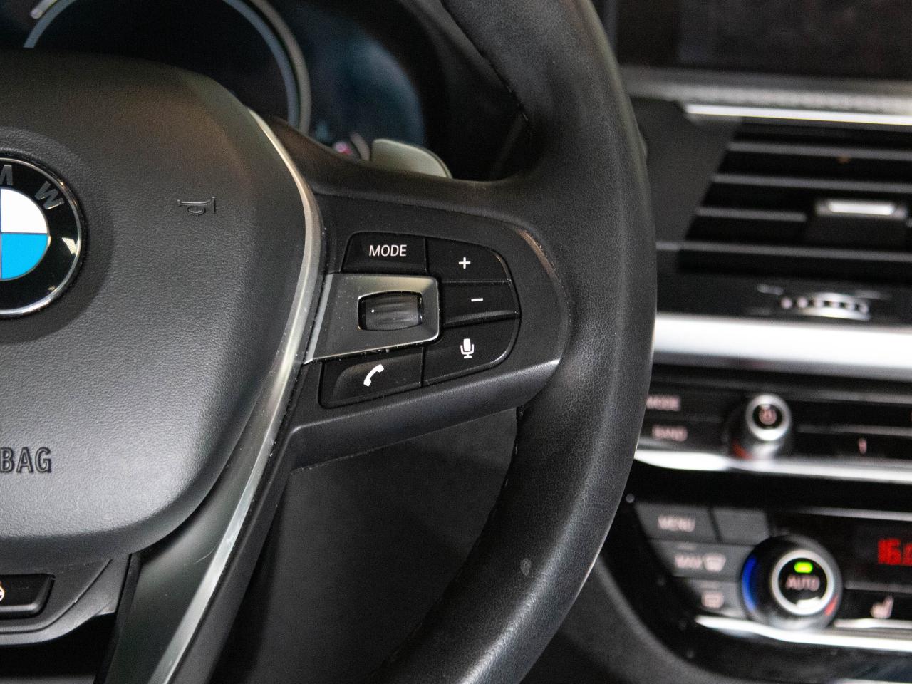 2019 BMW X3 XDRIVE30I | M SPORT PKG| HUD | HEATED STEERING Photo