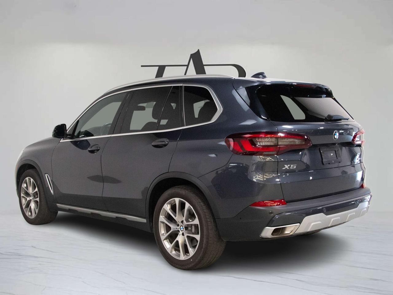 2022 BMW X5 XDRIVE40I | PREMIUM ENHANCED PKG | REAR HEATED Photo