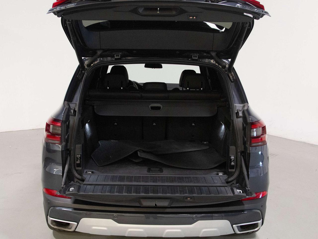 2022 BMW X5 XDRIVE40I | PREMIUM ENHANCED PKG | REAR HEATED Photo