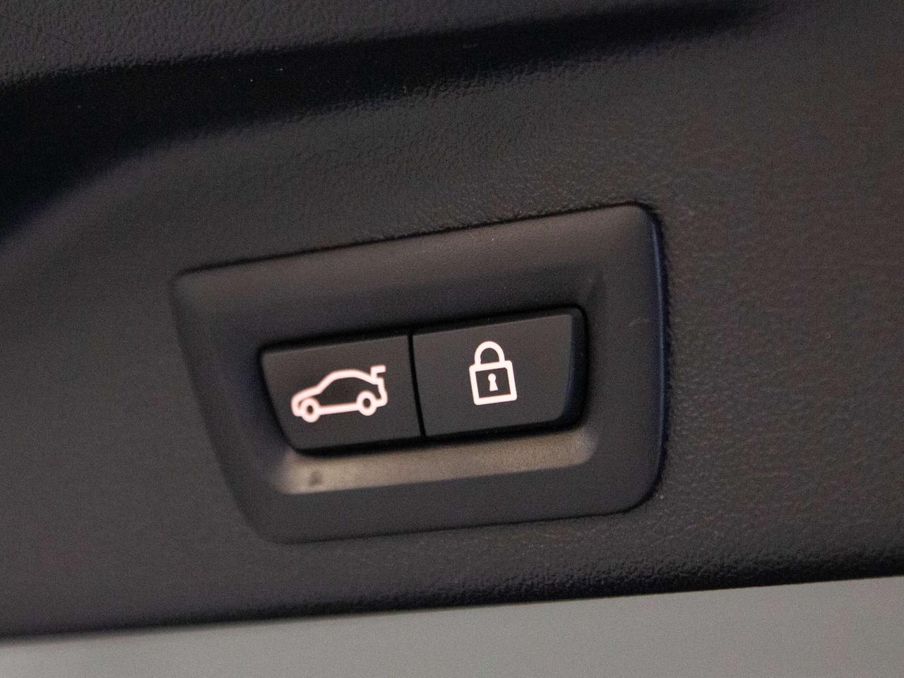2022 BMW X5 XDRIVE40I | PREMIUM ENHANCED PKG | REAR HEATED Photo