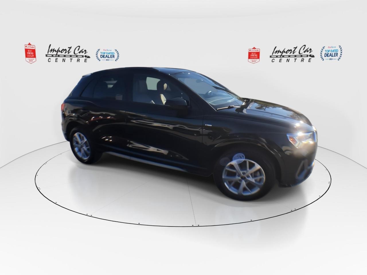 2024 Audi Q3 45 Komfort LEATHER, PANO. ROOF, HTD. SEATS & STEER Photo