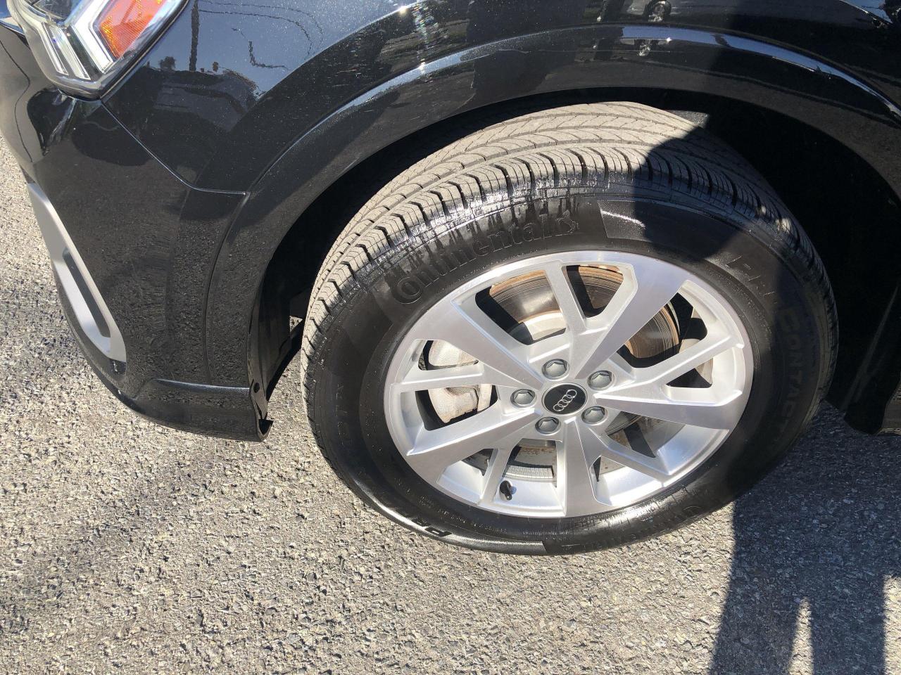 2024 Audi Q3 45 Komfort LEATHER, PANO. ROOF, HTD. SEATS & STEER Photo