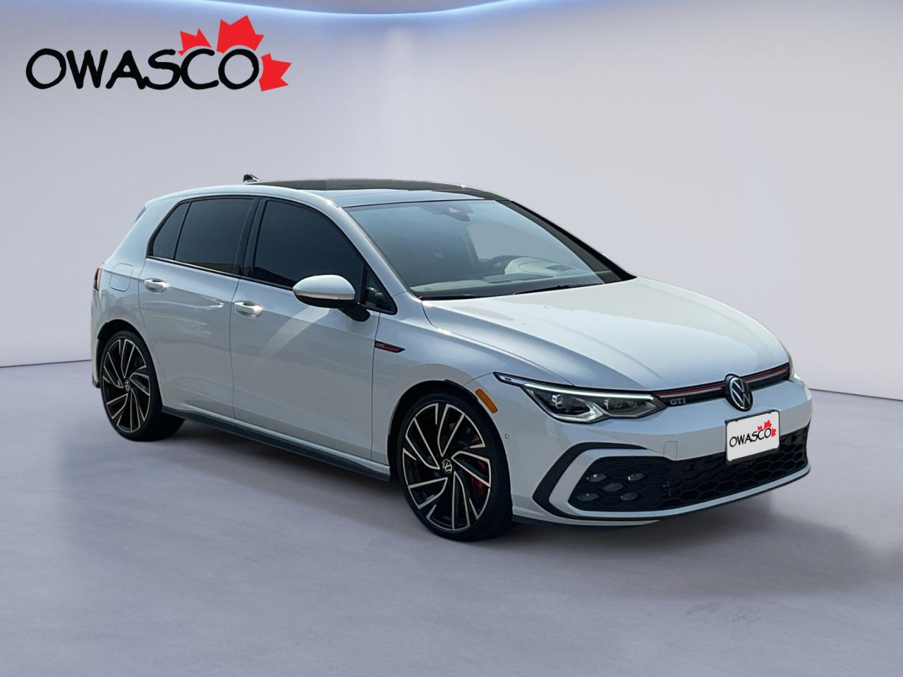 2024 Volkswagen Golf GTI 2.0L Sunroof Pkg! Heated Leather Seats! NAV Radio! Photo