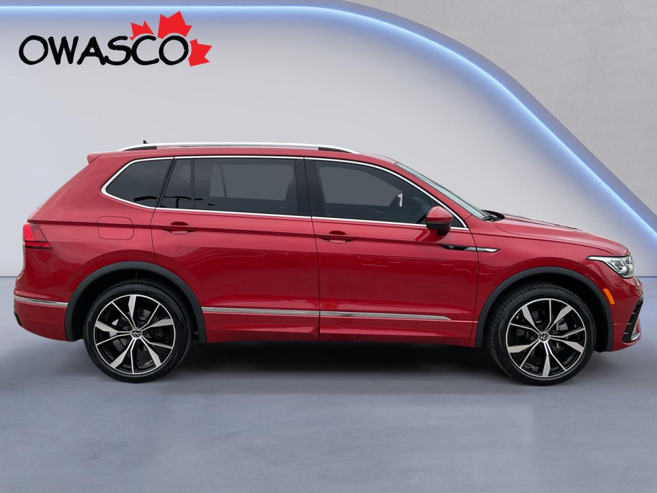 2024 Volkswagen Tiguan 2.0L One Owner! Leather! Sunroof! Why Buy New? Photo