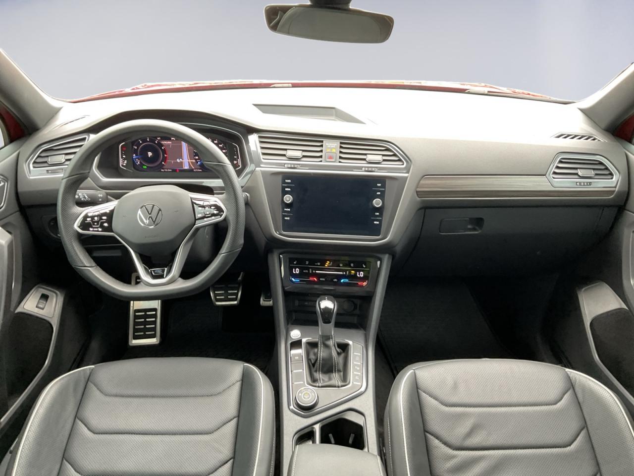 2024 Volkswagen Tiguan 2.0L One Owner! Leather! Sunroof! Why Buy New? Photo