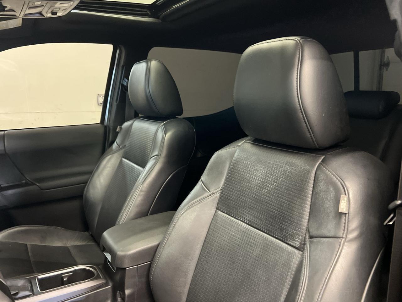 2023 Toyota Tacoma TRD OFF-ROAD PREMIUM 4X4|HTD LEATHER |SUNROOF |NAV Photo