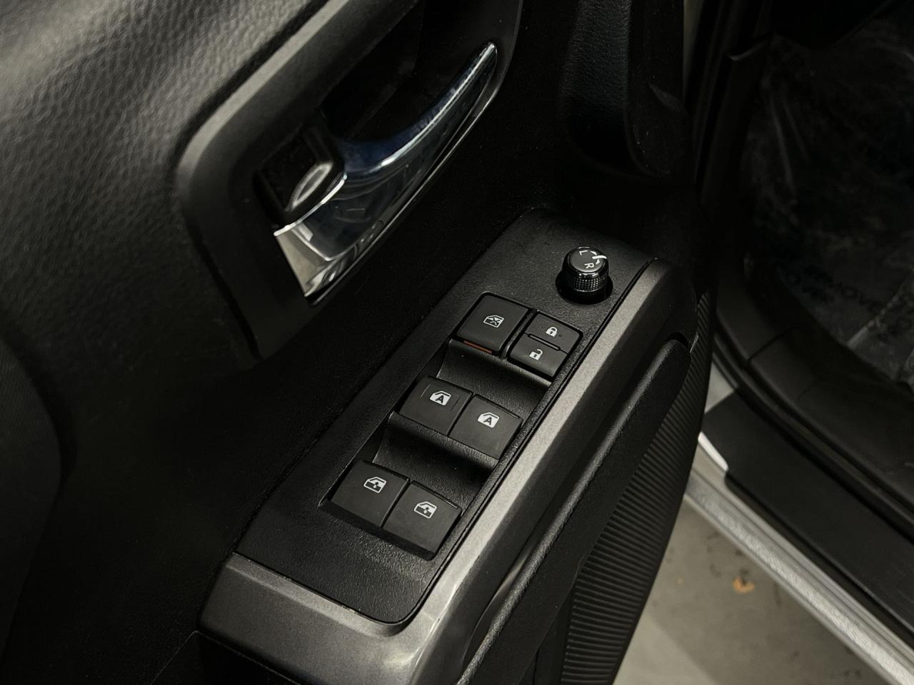 2023 Toyota Tacoma TRD OFF-ROAD PREMIUM 4X4|HTD LEATHER |SUNROOF |NAV Photo