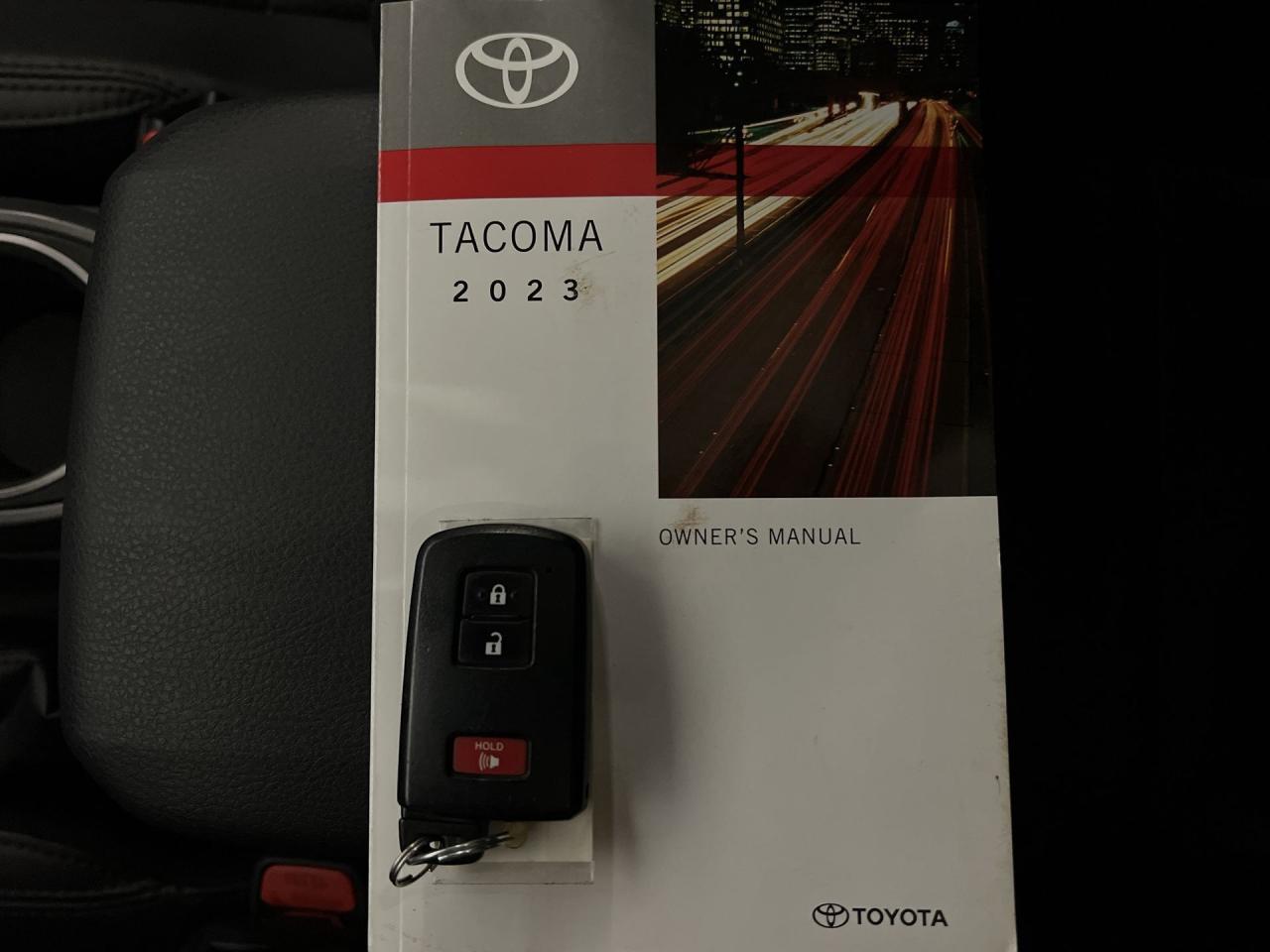 2023 Toyota Tacoma TRD OFF-ROAD PREMIUM 4X4|HTD LEATHER |SUNROOF |NAV Photo