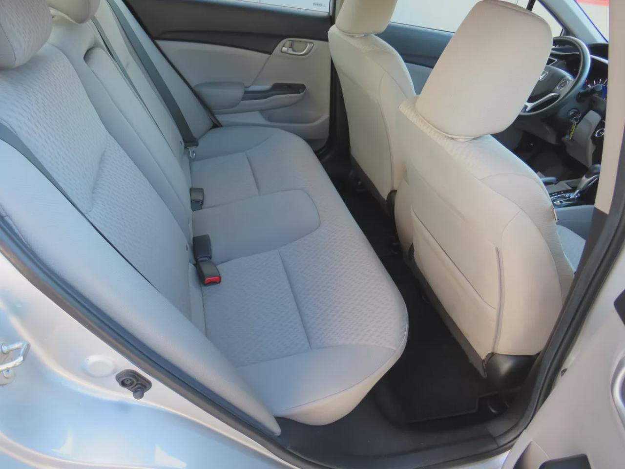 2015 Honda Civic Sedan LX (**LOW KM!!**CLEAN TITLE/NO ACCIDENTS!!**SAFETY/CERTIFIED!!**ALLOY RIMS**AUTOMATIC**A/C**HEATED SEATS**POWER WINDOWS**POWER LOCKS**ECON MODE**) Photo