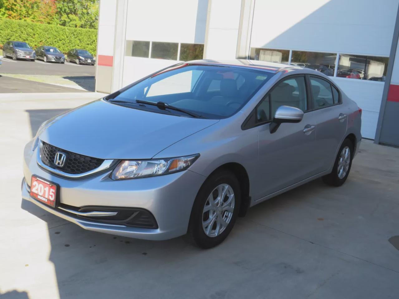 2015 Honda Civic Sedan LX (**LOW KM!!**CLEAN TITLE/NO ACCIDENTS!!**SAFETY/CERTIFIED!!**ALLOY RIMS**AUTOMATIC**A/C**HEATED SEATS**POWER WINDOWS**POWER LOCKS**ECON MODE**) Photo