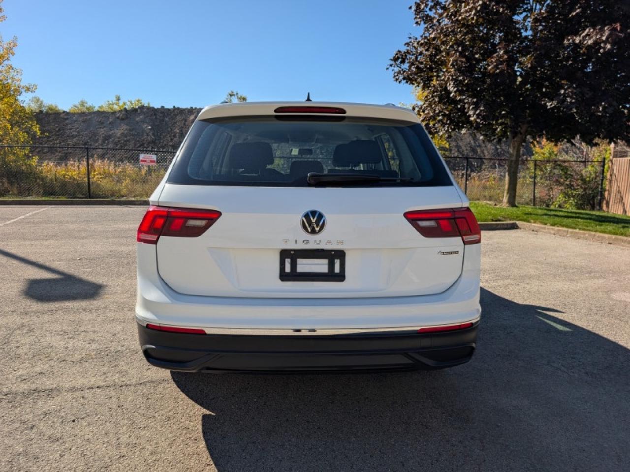 2022 Volkswagen Tiguan Trendline  **BLIND SPOT - HTD SW** Photo3
