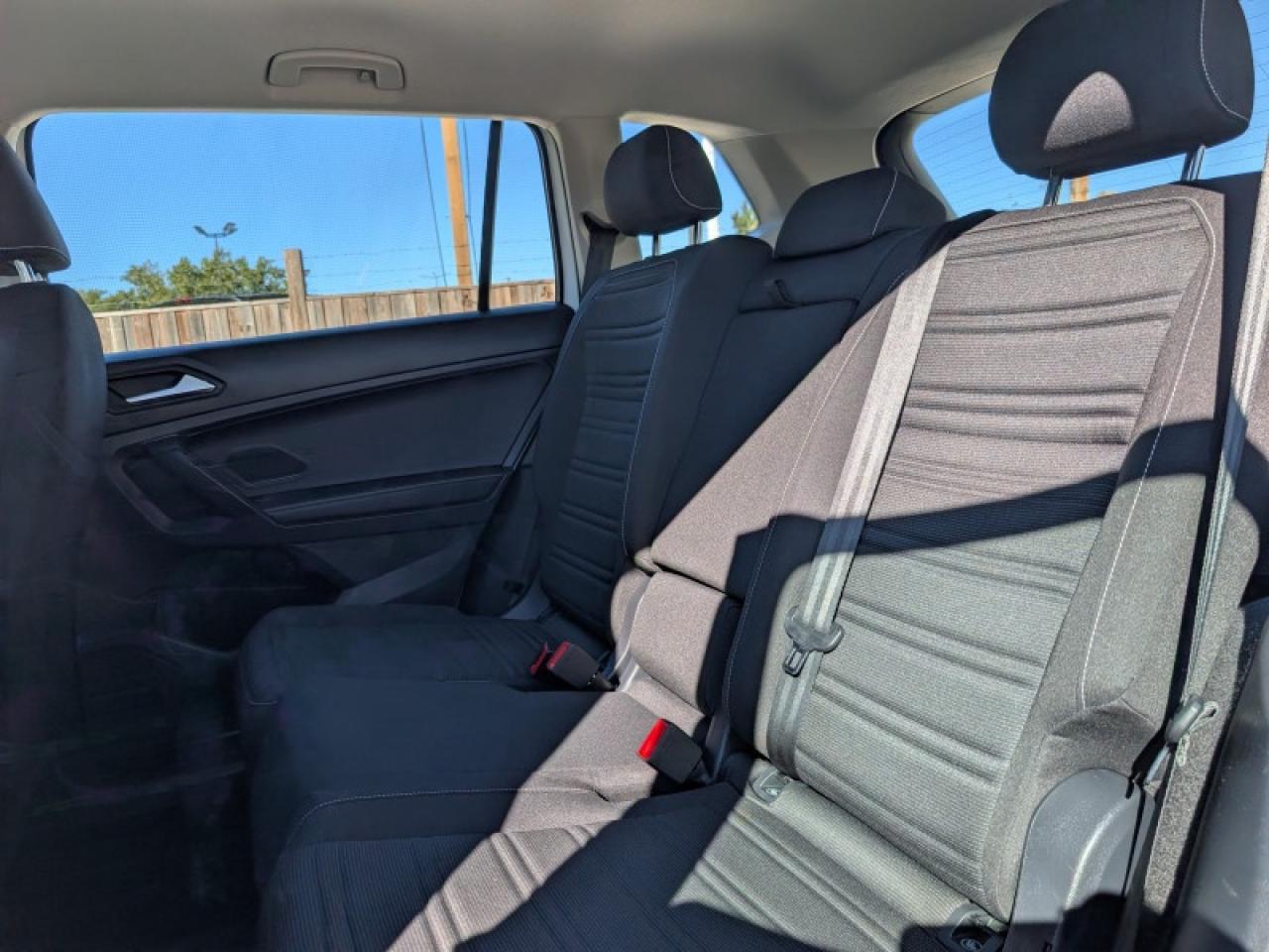 2022 Volkswagen Tiguan Trendline  **BLIND SPOT - HTD SW** Photo