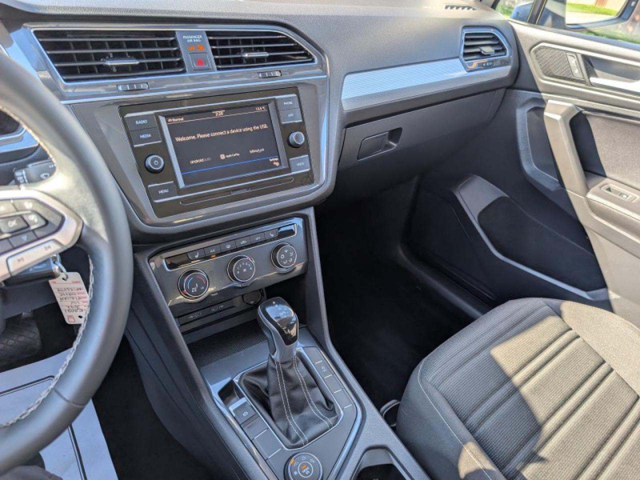 2022 Volkswagen Tiguan Trendline  **BLIND SPOT - HTD SW** Photo