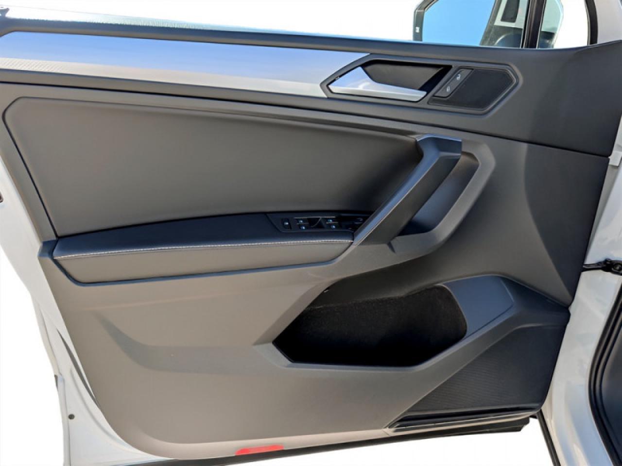 2022 Volkswagen Tiguan Trendline  **BLIND SPOT - HTD SW** Photo