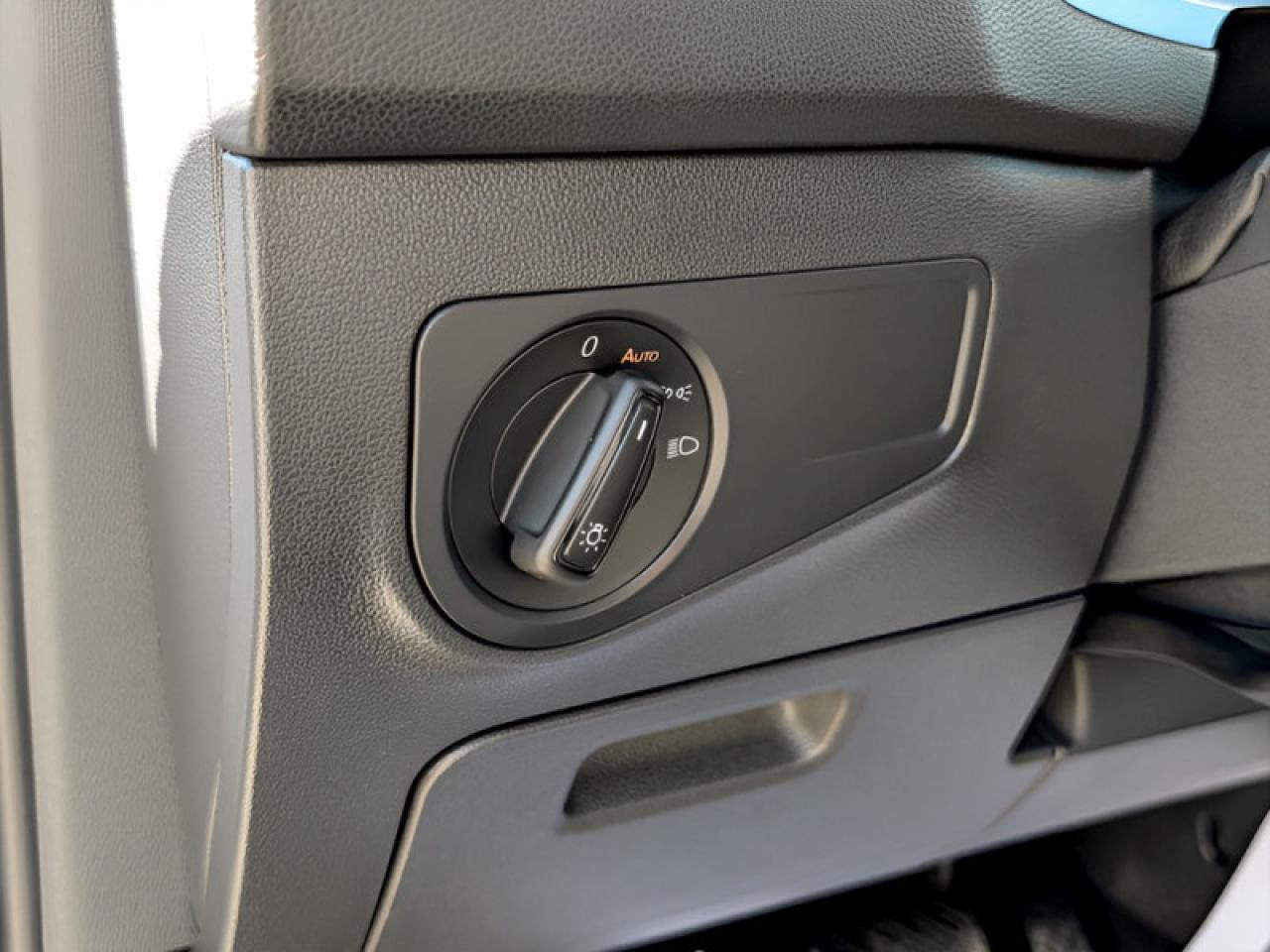 2022 Volkswagen Tiguan Trendline  **BLIND SPOT - HTD SW** Photo