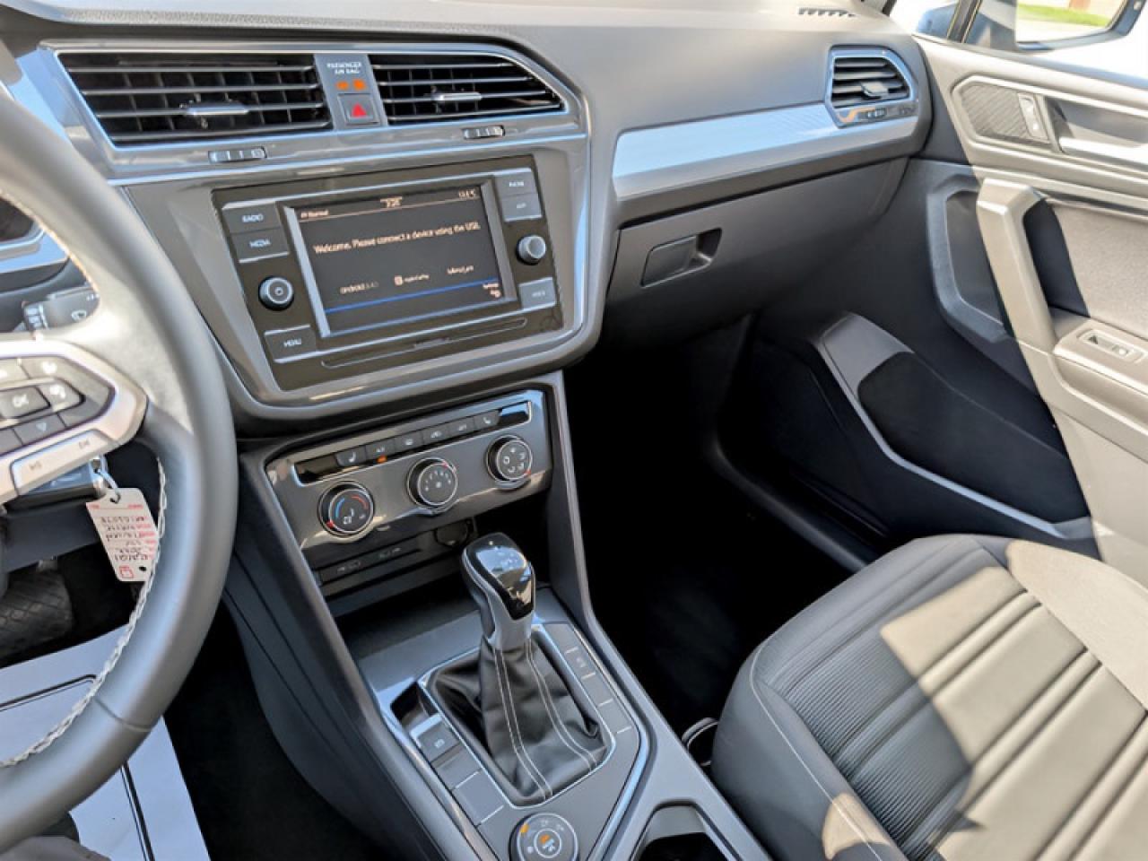 2022 Volkswagen Tiguan Trendline  **BLIND SPOT - HTD SW** Photo