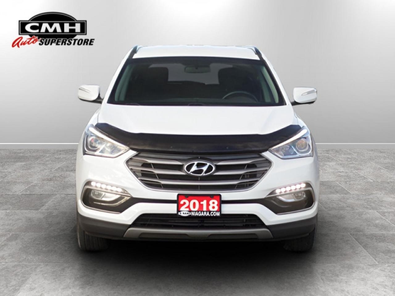 2018 Hyundai Santa Fe Sport Premium  **VERY LOW KMS** Photo4