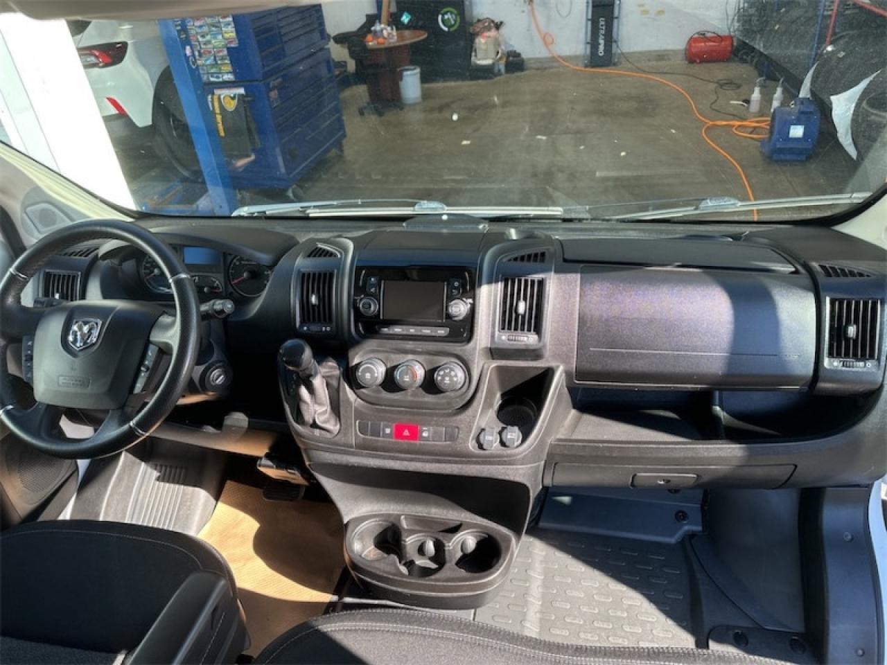 2019 RAM Cargo Van ProMaster 1500 Low Roof 118 Photo5