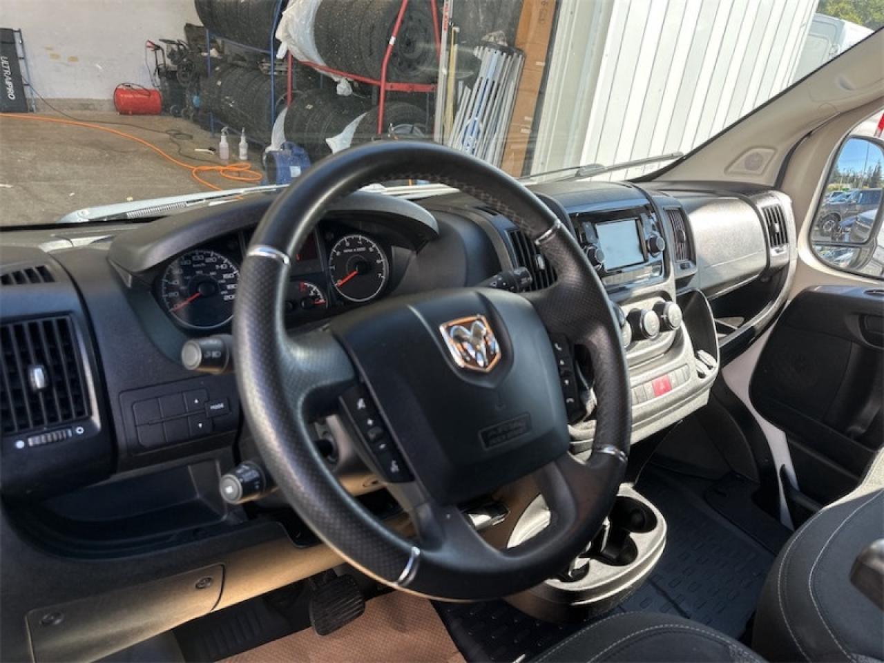 2019 RAM Cargo Van ProMaster 1500 Low Roof 118 Photo5