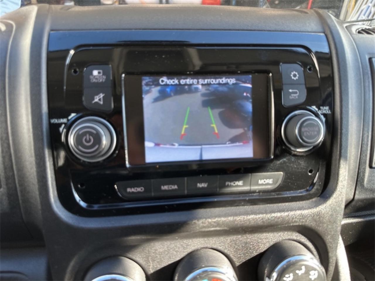 2019 RAM Cargo Van ProMaster 1500 Low Roof 118 Photo5