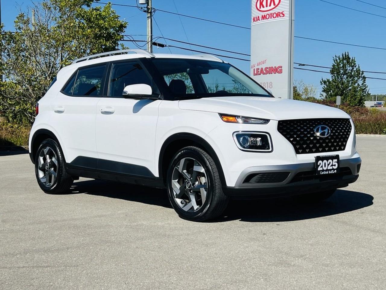 2025 Hyundai Venue Ultimate Photo3