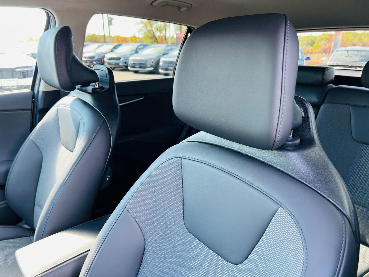 2026 Kia Niro PHEV EX Photo