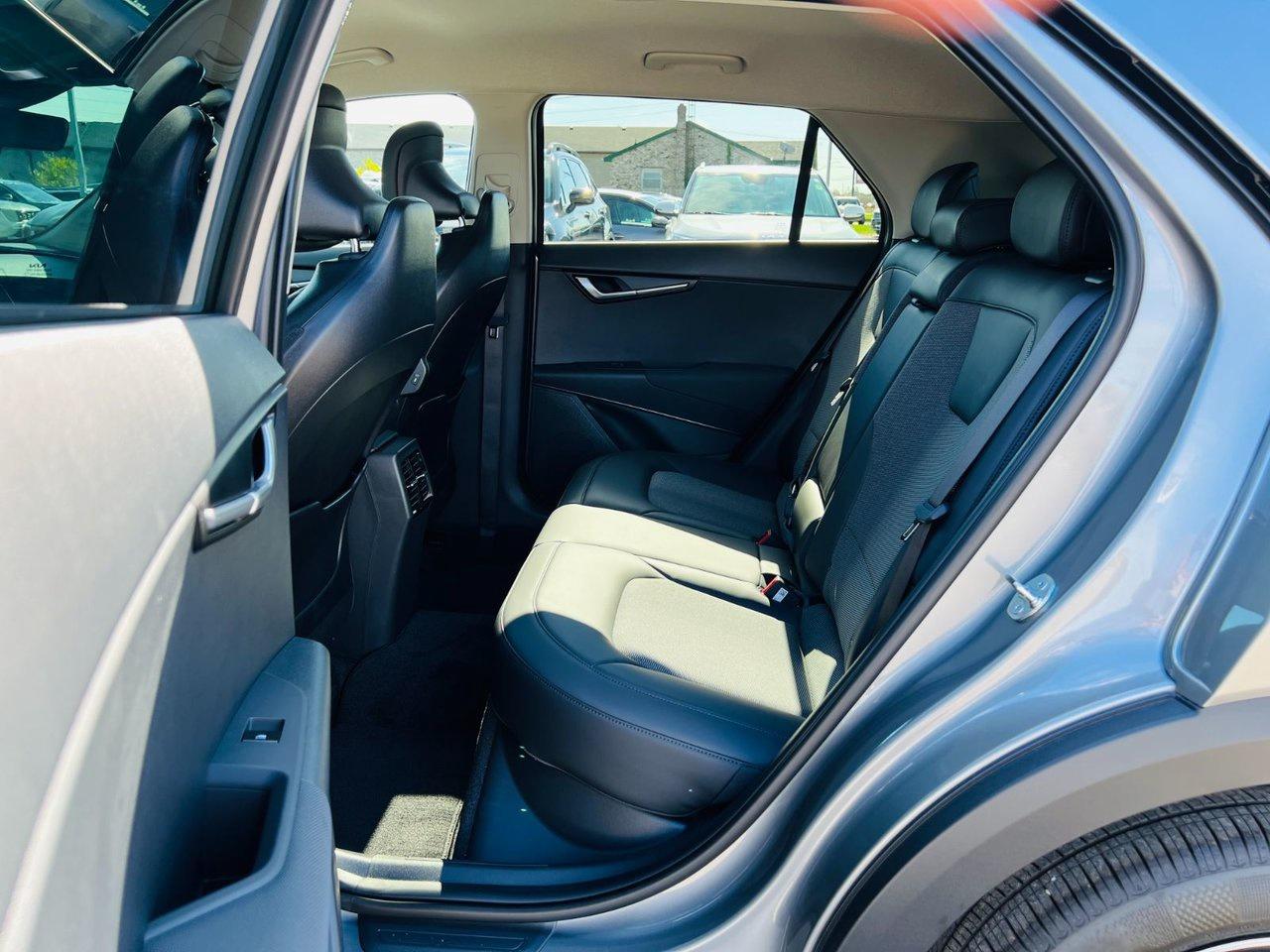 2026 Kia Niro PHEV EX Photo