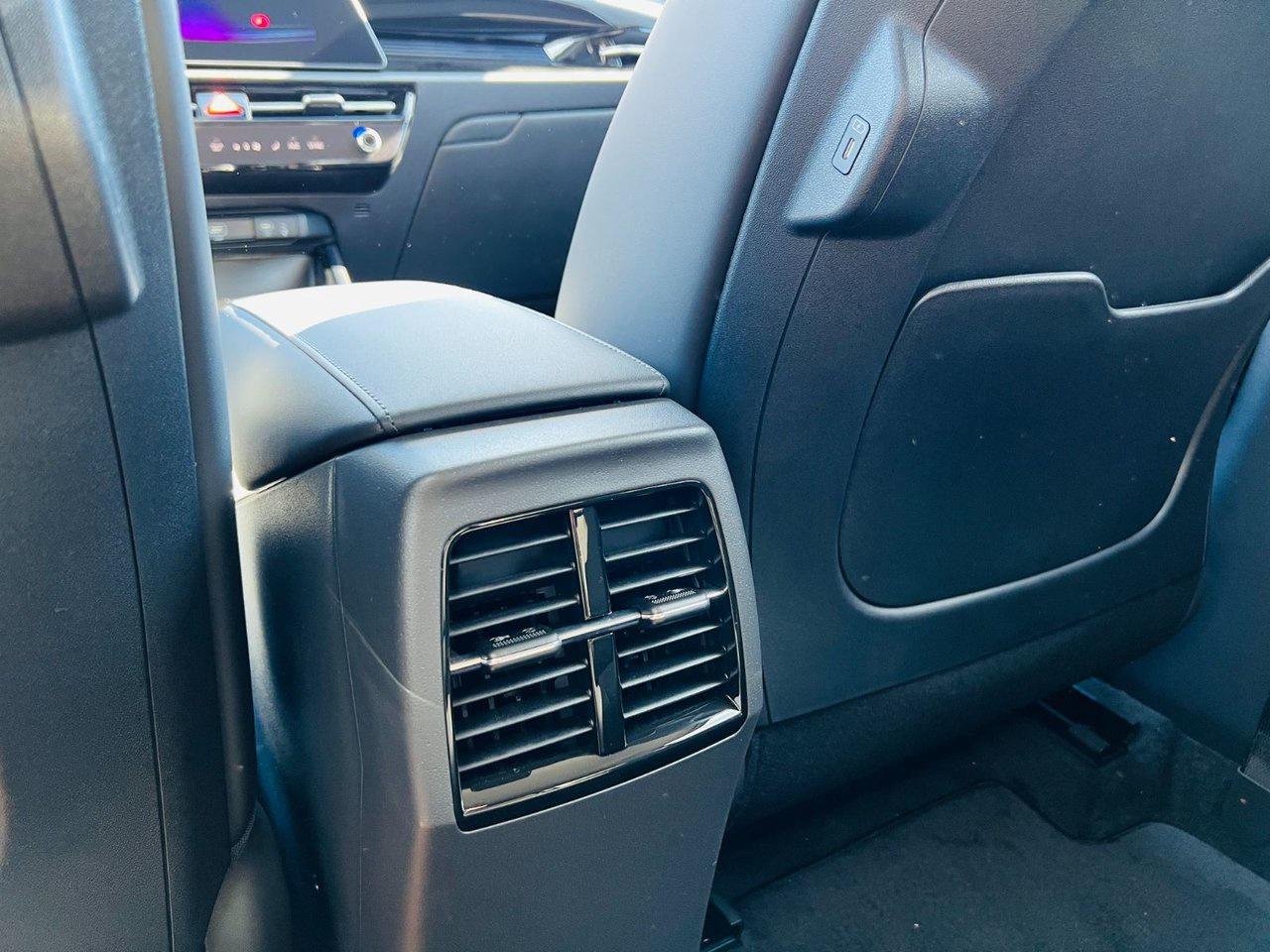 2026 Kia Niro PHEV EX Photo