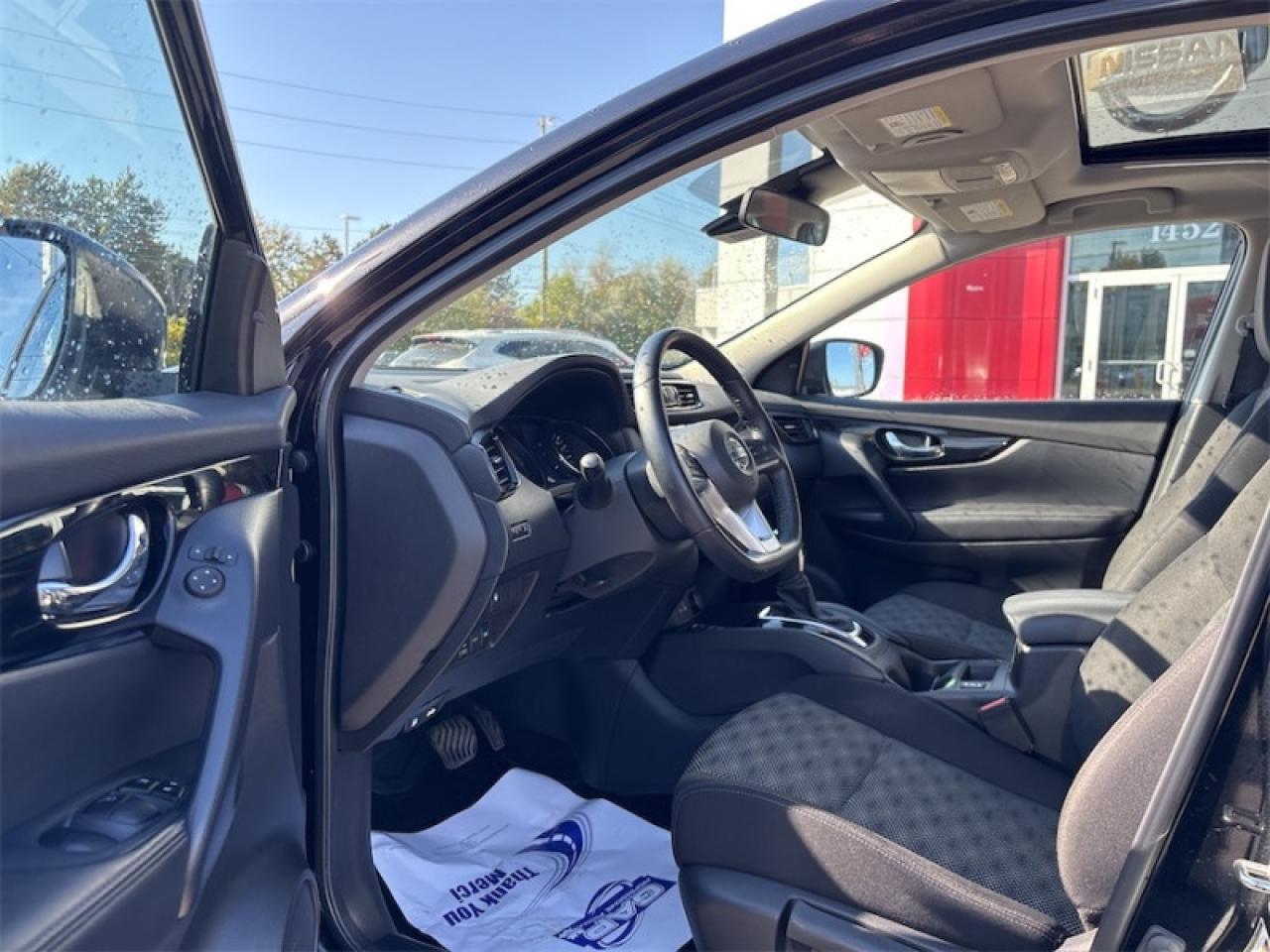 2023 Nissan Qashqai SV AWD  - Sunroof -  Heated Seats Photo
