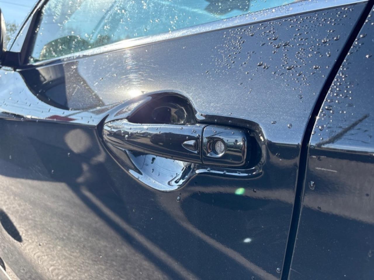 2023 Nissan Qashqai SV AWD  - Sunroof -  Heated Seats Photo