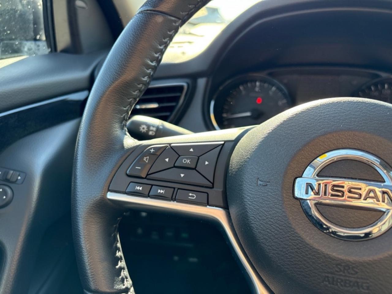2023 Nissan Qashqai SV AWD  - Sunroof -  Heated Seats Photo
