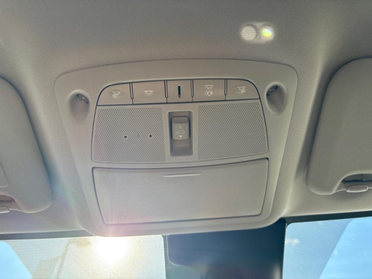 2023 Nissan Qashqai SV AWD  - Sunroof -  Heated Seats Photo