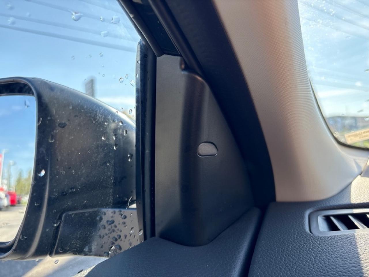 2023 Nissan Qashqai SV AWD  - Sunroof -  Heated Seats Photo