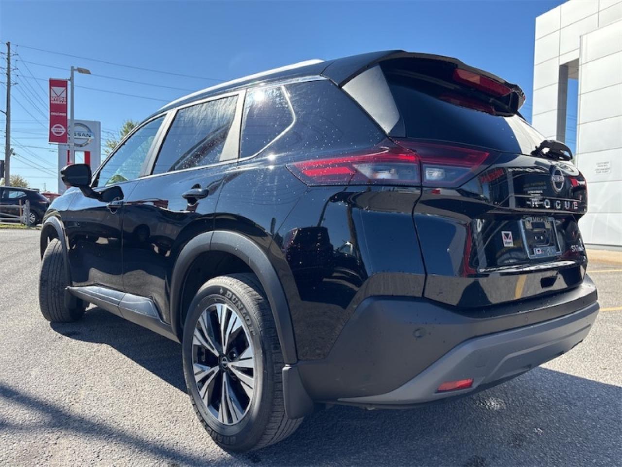 2023 Nissan Rogue SV Moonroof  One Owner Lease Return, CLEAN Photo