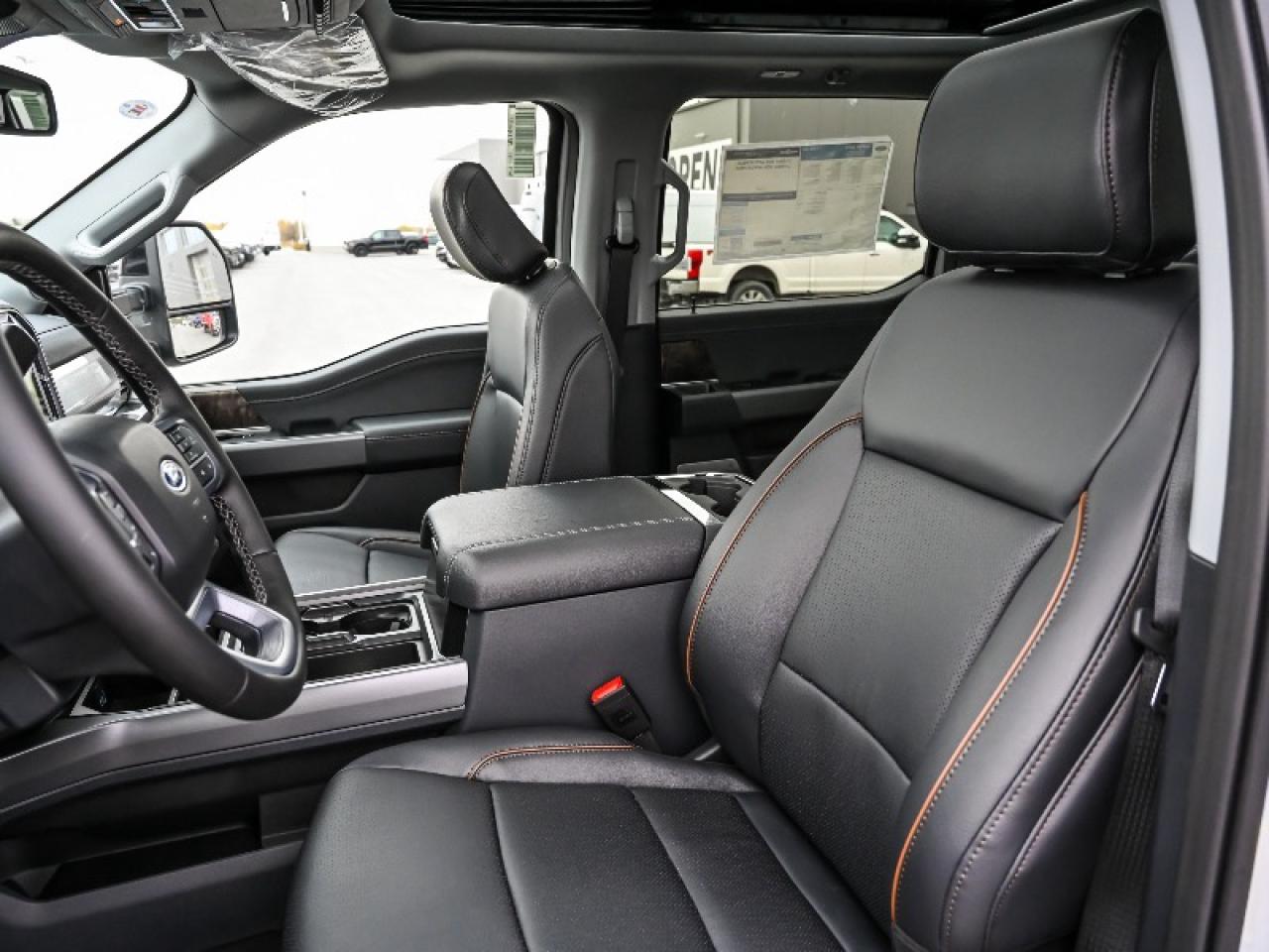 2026 Ford F-250 Super Duty SRW Lariat Photo