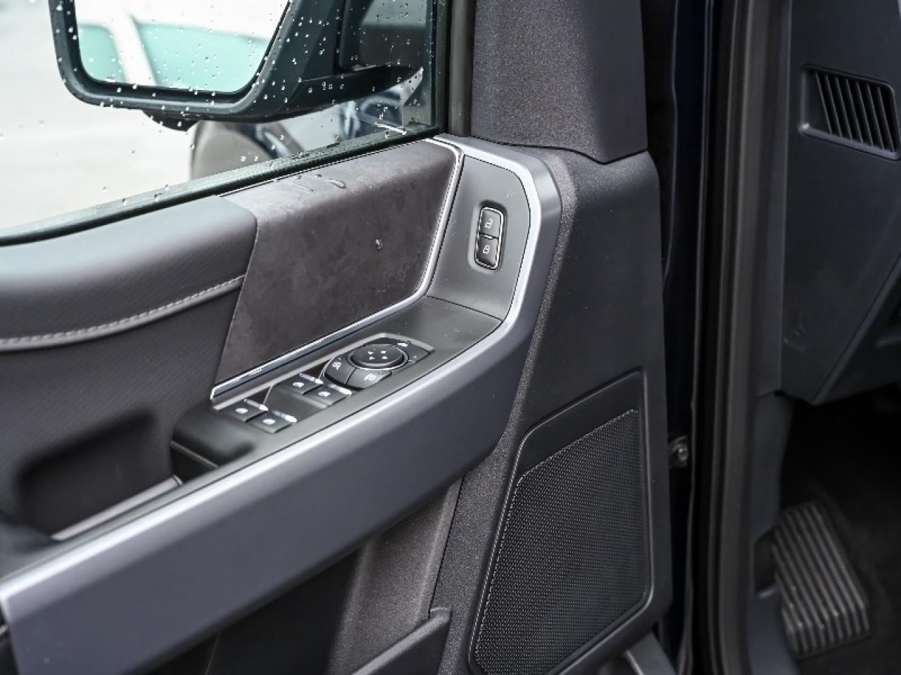 2025 Ford F-150 XLT Photo